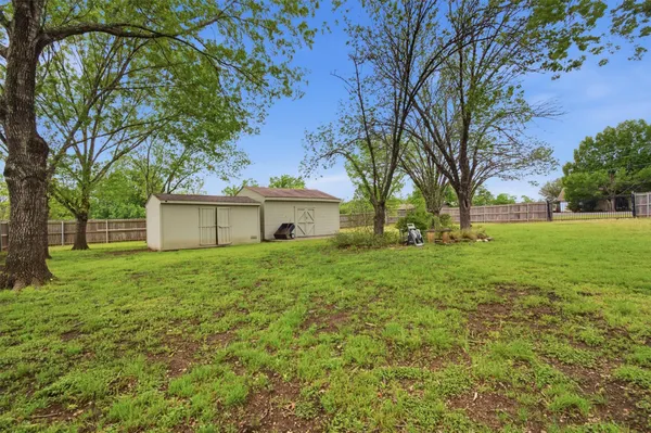 $699,000 | 201 Towhee Drive, Buda, TX 78610