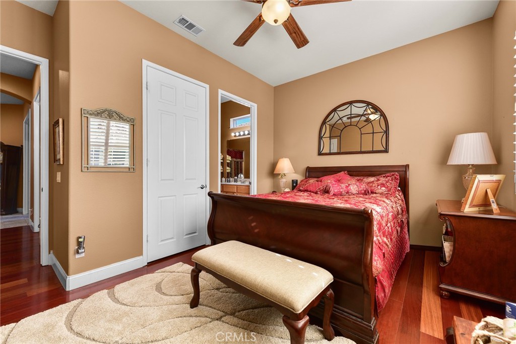 956 Gleneagles Road Beaumont, CA 92223 - Photo 11 of 34