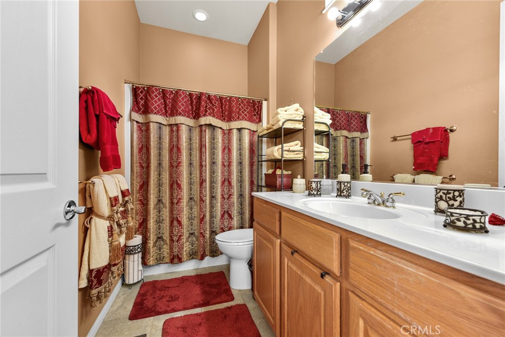 956 Gleneagles Road Beaumont, CA 92223 - Photo 12 of 34