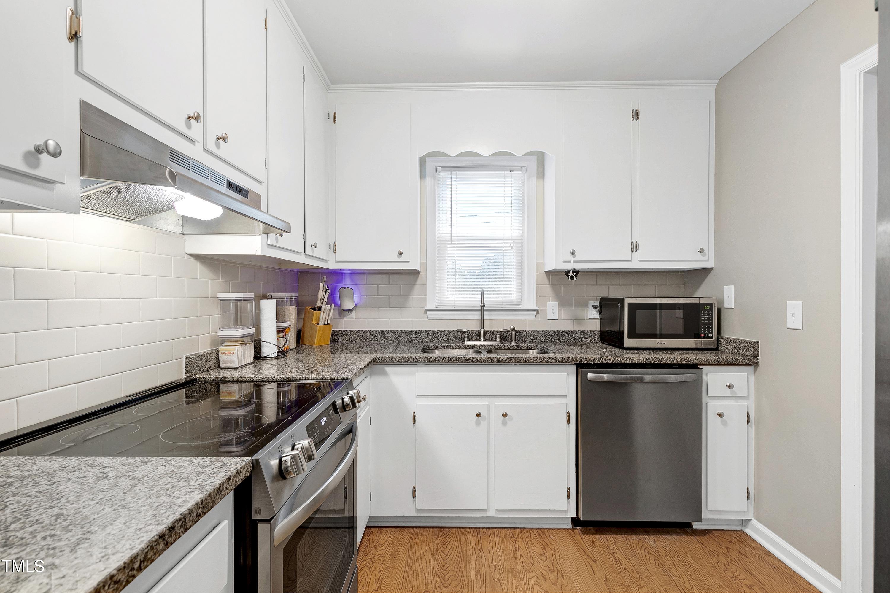 8835 Chapel Hill Road Cary, NC 27513 - Photo 13 of 24 259A8013-3000