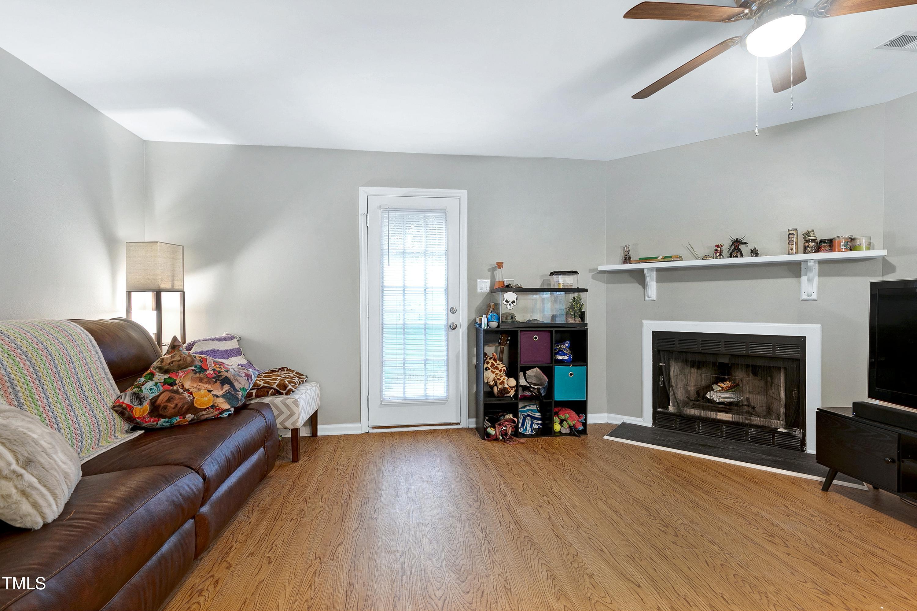 8835 Chapel Hill Road Cary, NC 27513 - Photo 5 of 24 259A7977-3000