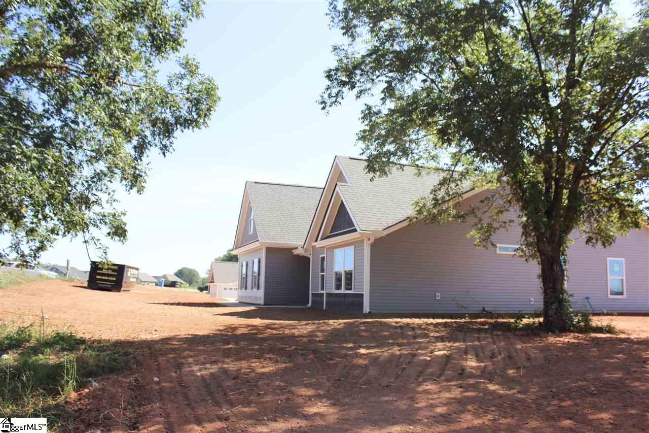 387 Ben Johnson Road Lyman, SC 29365 - Photo 3 of 12