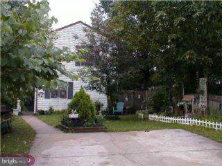 194 Hampshire Road Sicklerville, NJ 08081 - Photo 3 of 4 Gallery Image 3