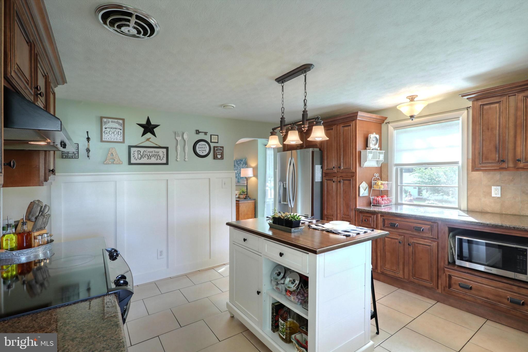 1389 Snyder Corner Road Red Lion, PA 17356 - Photo 29 of 65 Custom Kitchen