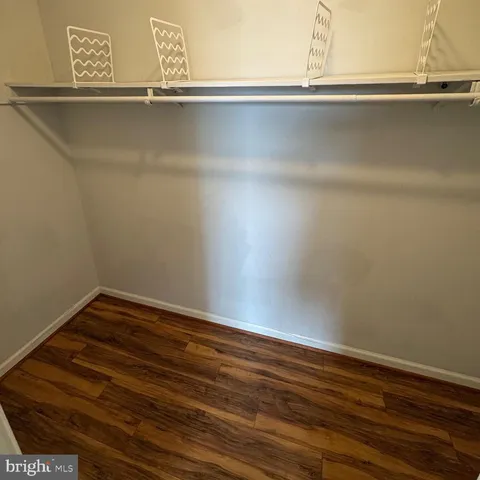 $204,999 | 1600 Renate Drive, Unit 302, Woodbridge, VA 22192