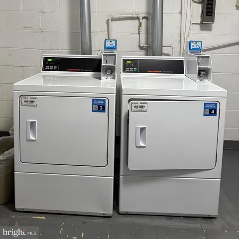 $204,999 | 1600 Renate Drive, Unit 302, Woodbridge, VA 22192