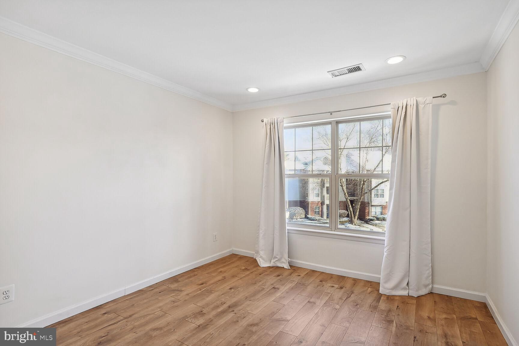 11715 Olde English Drive, Unit F Reston, VA 20190 - Photo 15 of 27 Bedroom 2