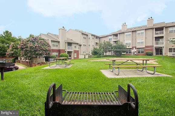 11715 Olde English Drive, Unit F Reston, VA 20190 - Photo 22 of 27 Picnic, playgrounds, basketball