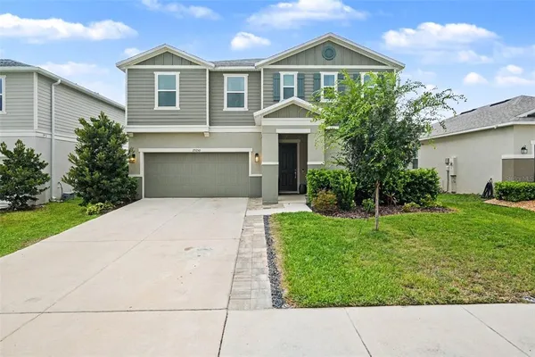 $469,000 | 29250 Kinsington Court, Wesley Chapel, FL 33544