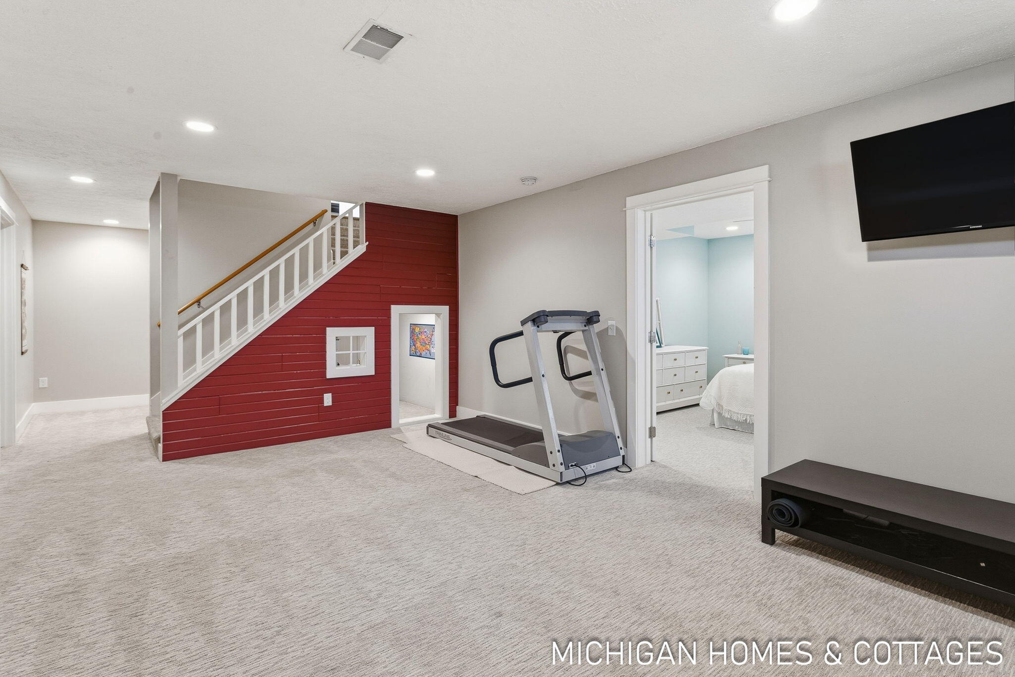 221 Foxdown Road Holland, MI 49424 - Photo 14 of 36 9-web-or-mls-221-foxdown-rd