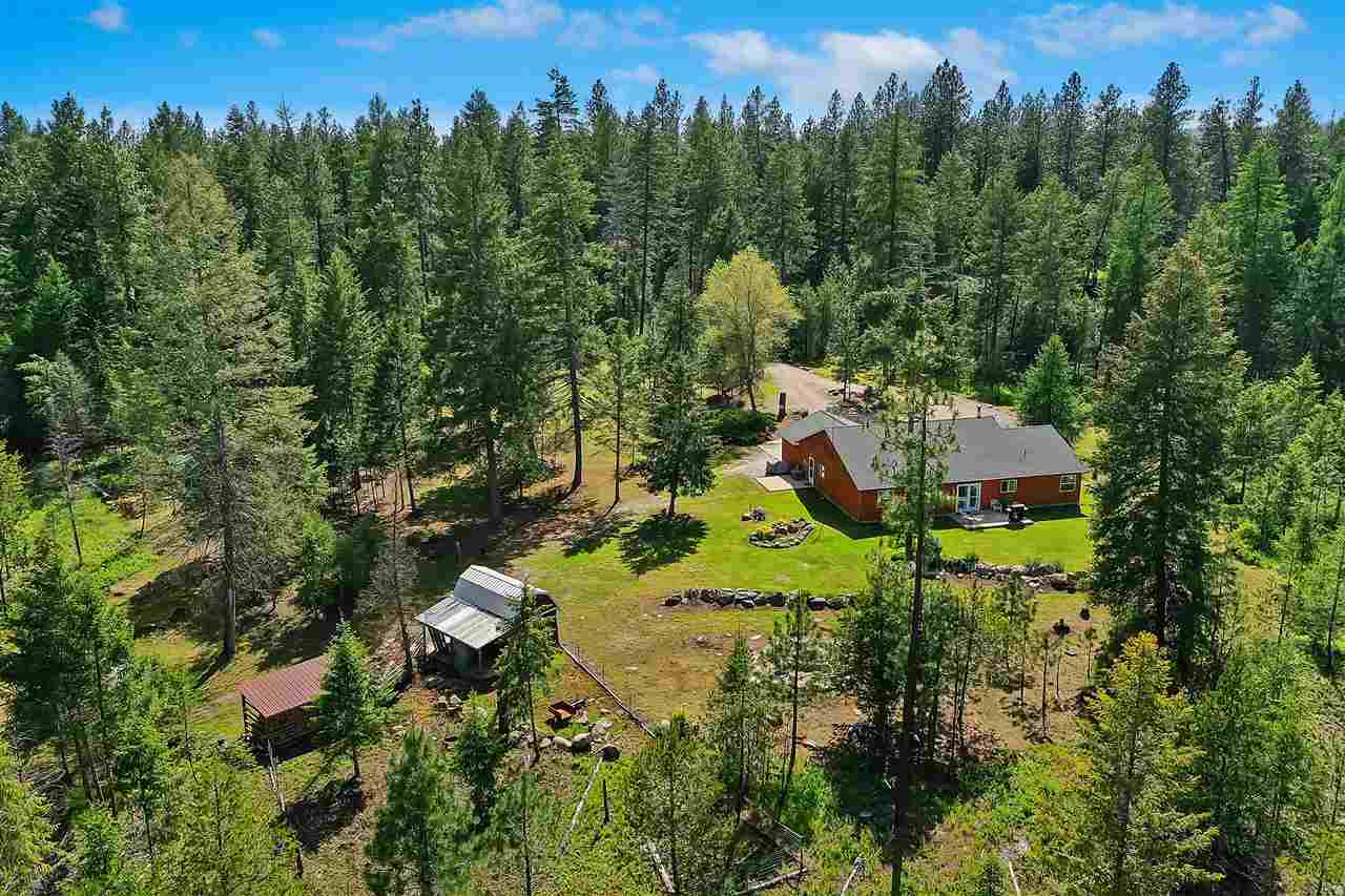 36112 North Pike Road Deer Park, WA 99006 - Photo 2 of 18