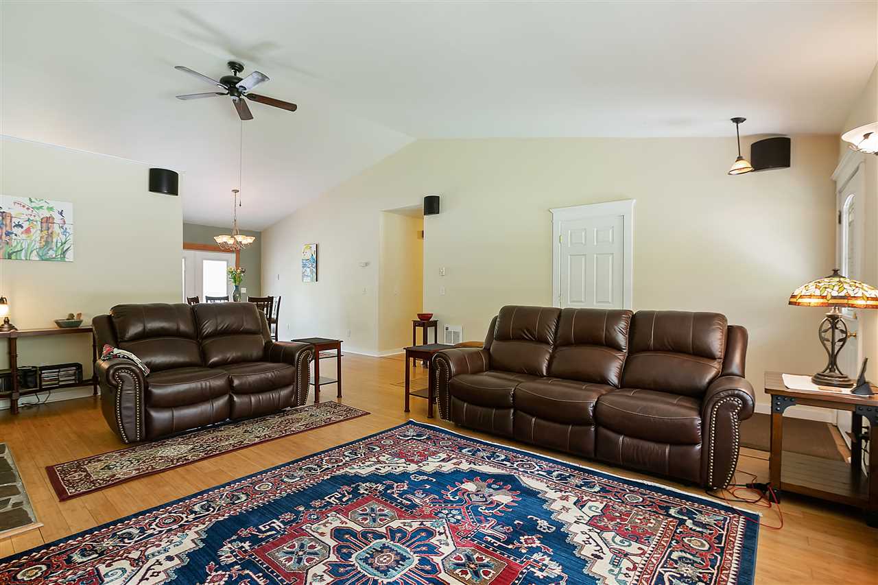 36112 North Pike Road Deer Park, WA 99006 - Photo 5 of 18