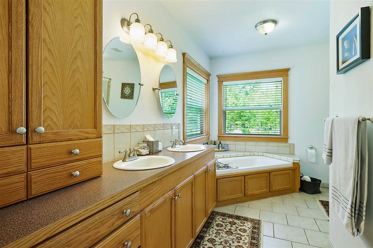 36112 North Pike Road Deer Park, WA 99006 - Photo 10 of 18