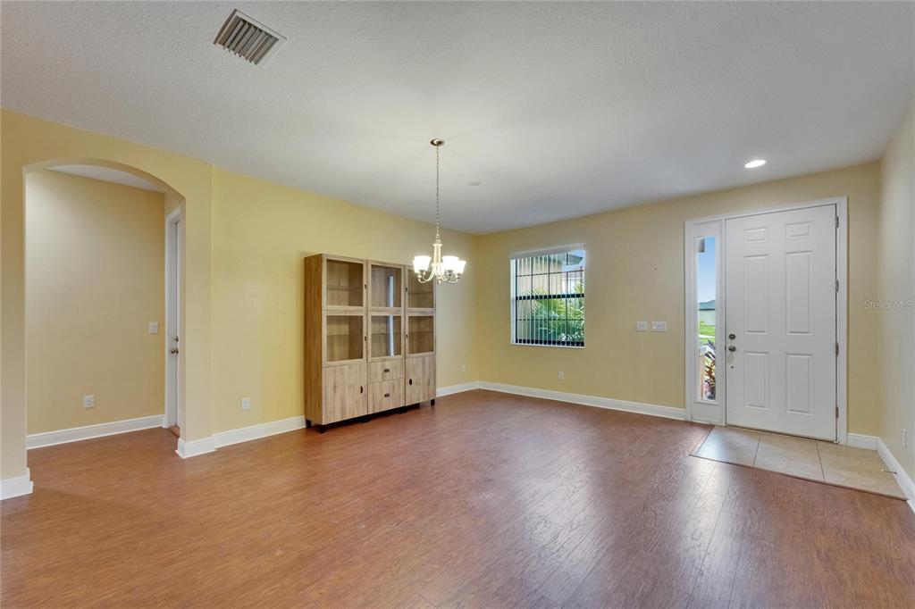 11911 Sunburst Marble Road Riverview, FL 33579 - Photo 4 of 65