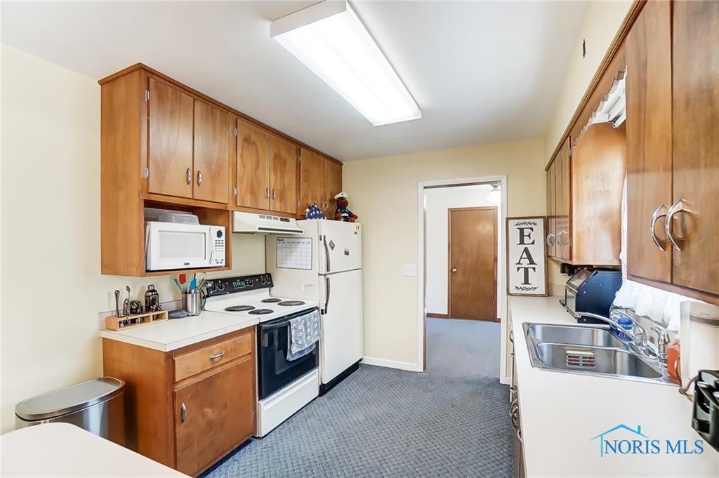 3252 Sherbrooke Road Toledo, OH 43606 - Photo 18 of 44 Gallery Image 18