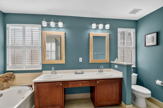 $575,000 | 231 Berenger Walk, Royal Palm Beach, FL 33414