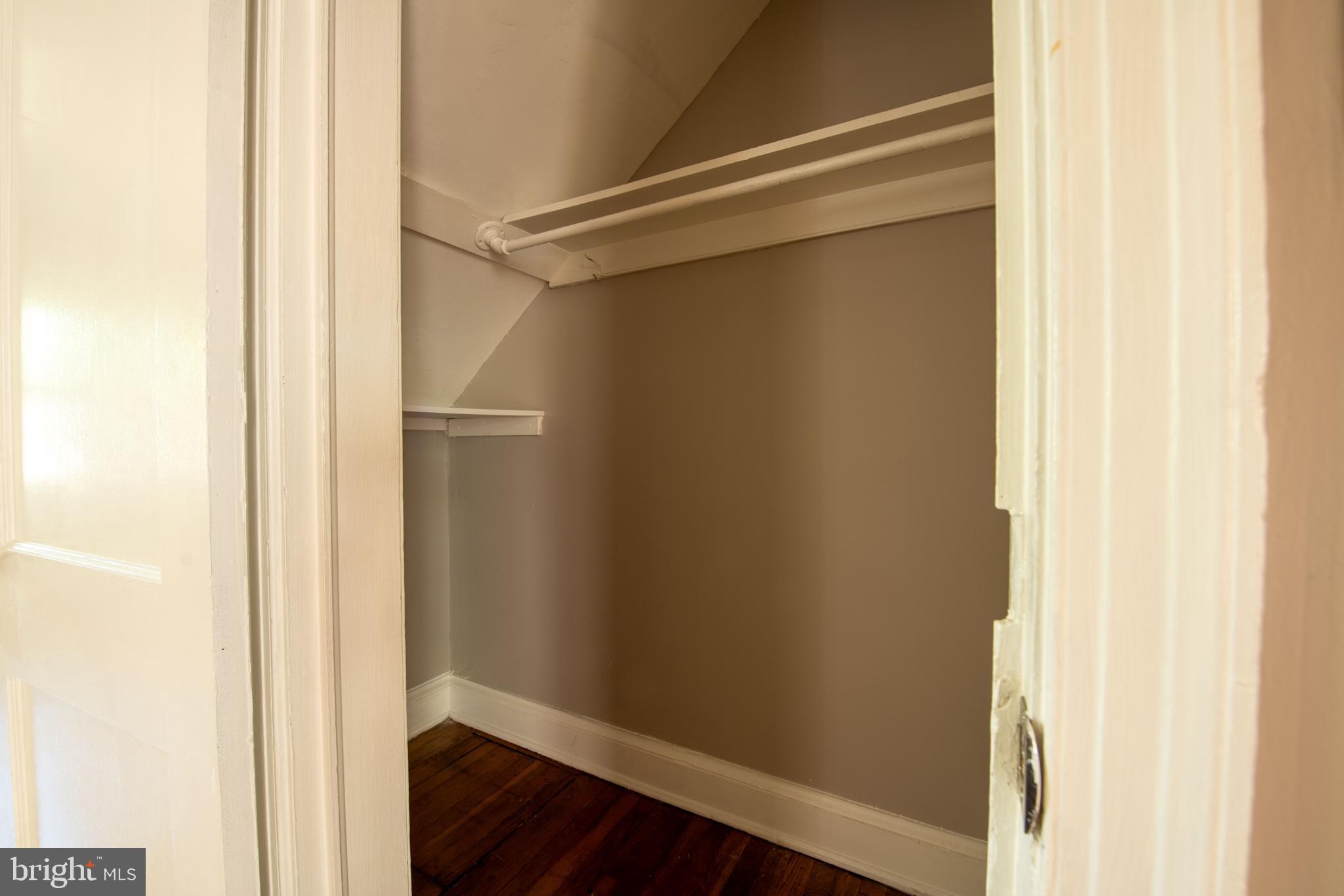 2241 40th Place Northwest Washington, DC 20007 - Photo 16 of 90