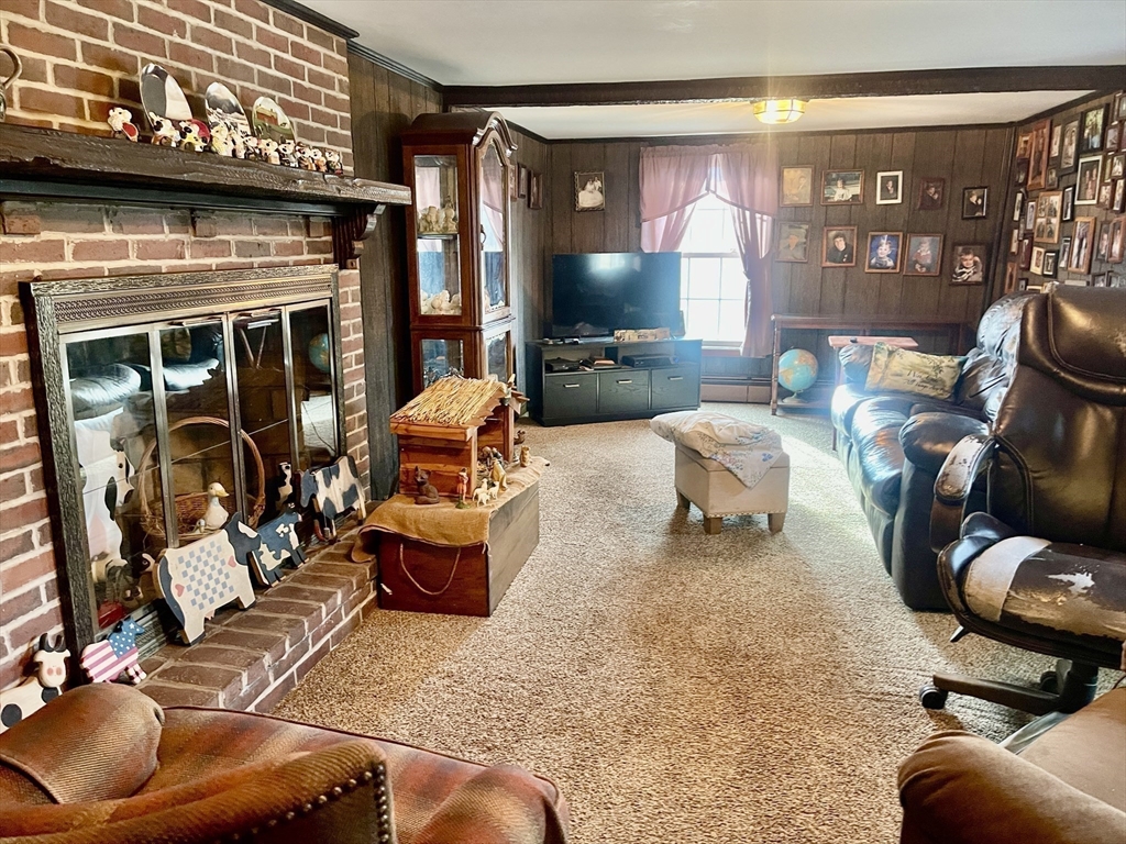 70 Wheaton Avenue Rehoboth, MA 02769 - Photo 13 of 42 a living room with furniture