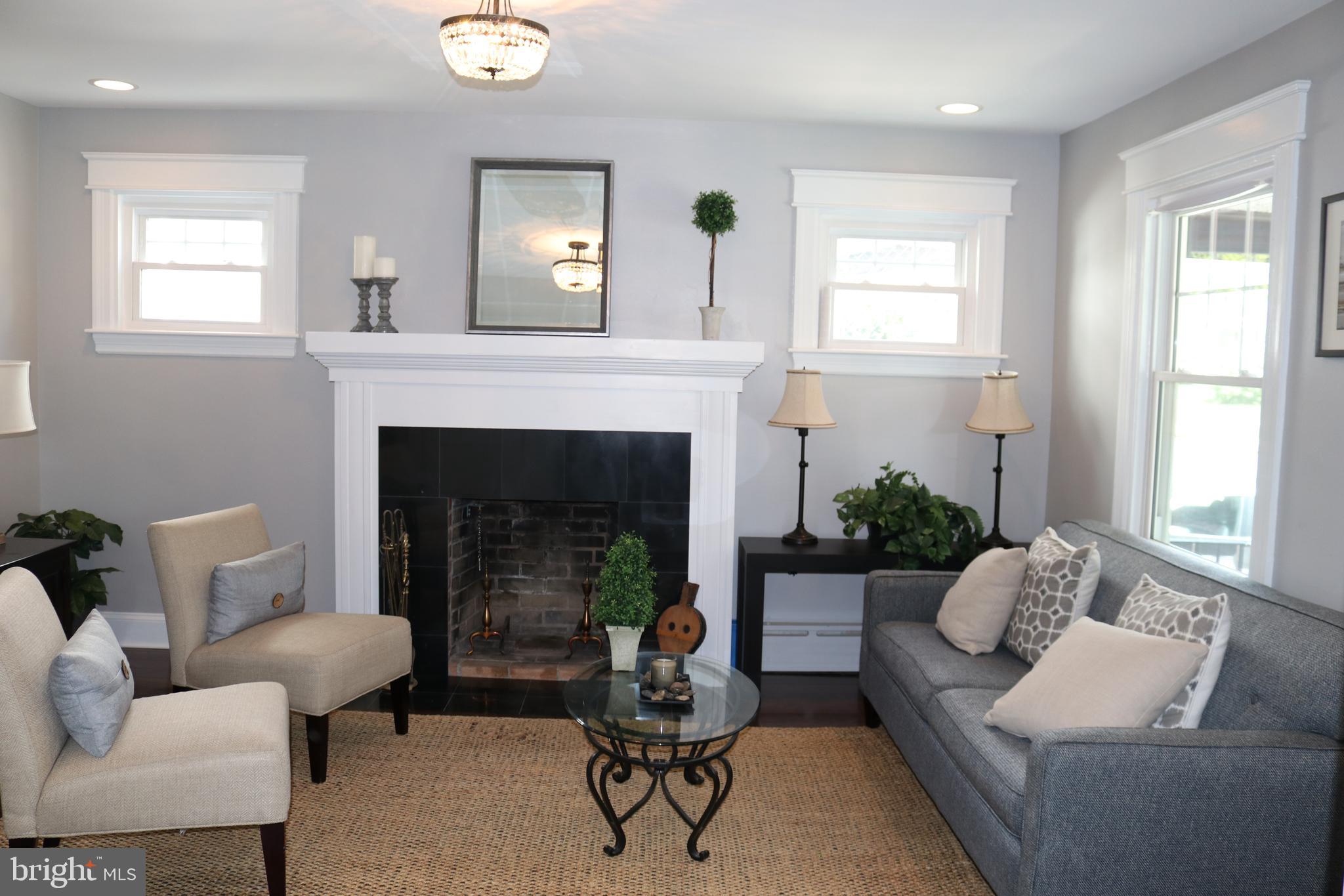 726 Humphreys Road Ardmore, PA 19003 - Photo 4 of 22