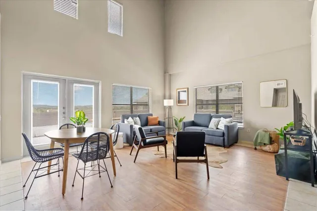 $4,395 | 2515 Pearl Street, Unit 608, Austin, TX 78705