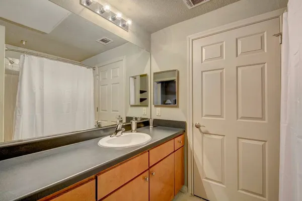 $3,495 | 2515 Pearl Street, Unit 608, Austin, TX 78705