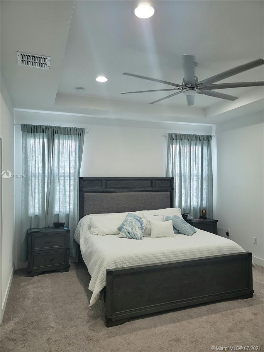 3009 Butternut Lane Riviera Beach, FL 33410 - Photo 11 of 31 Gallery Image 11