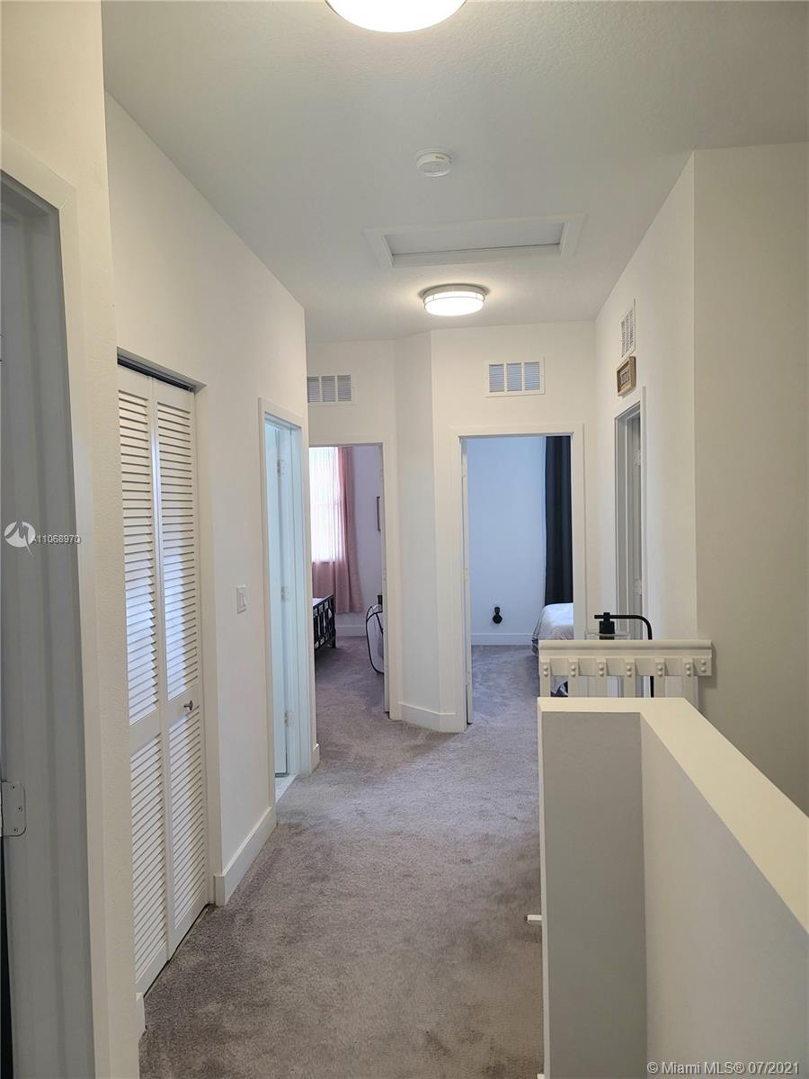 3009 Butternut Lane Riviera Beach, FL 33410 - Photo 16 of 31 Gallery Image 16