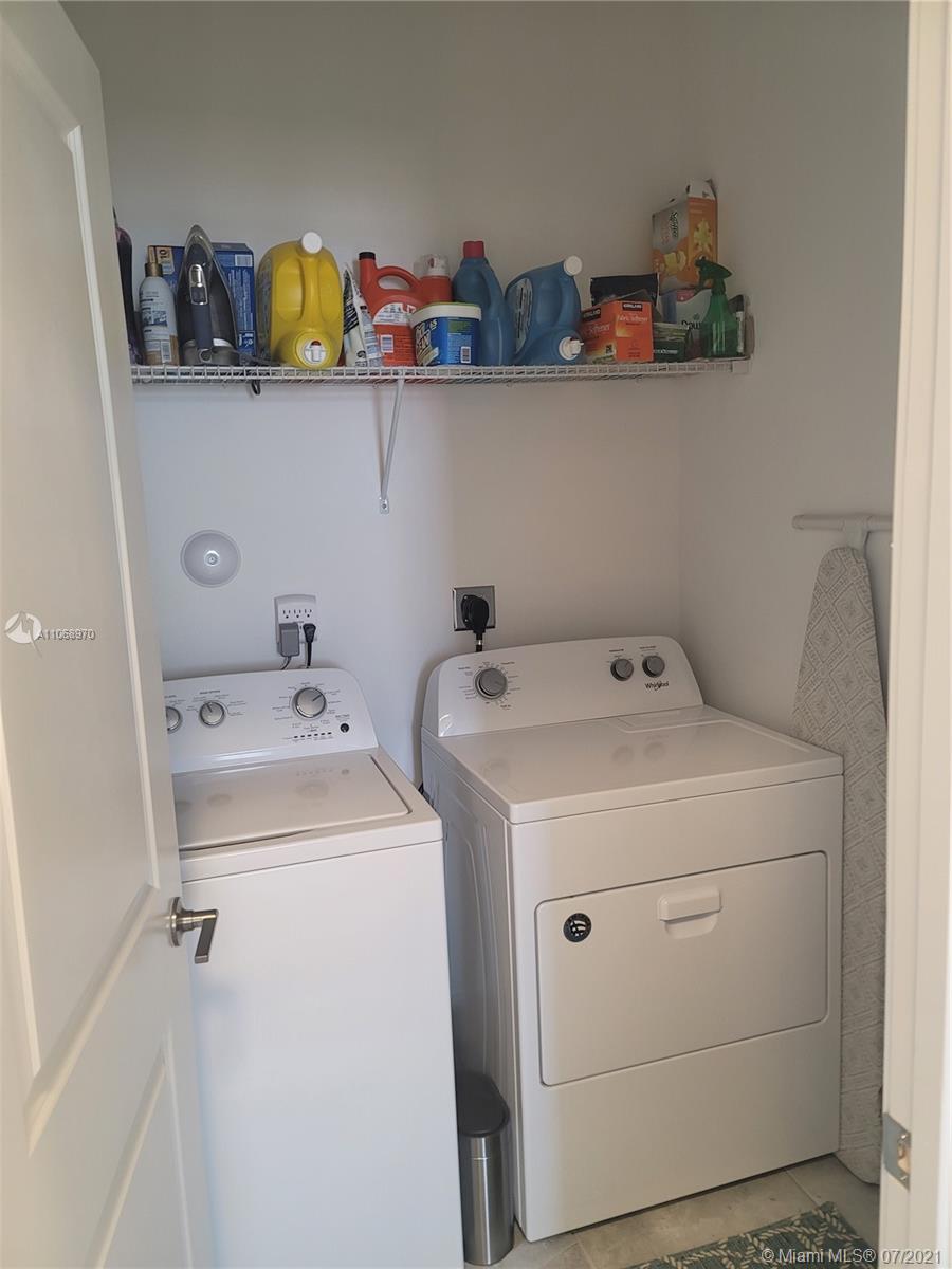 3009 Butternut Lane Riviera Beach, FL 33410 - Photo 17 of 31 Gallery Image 17