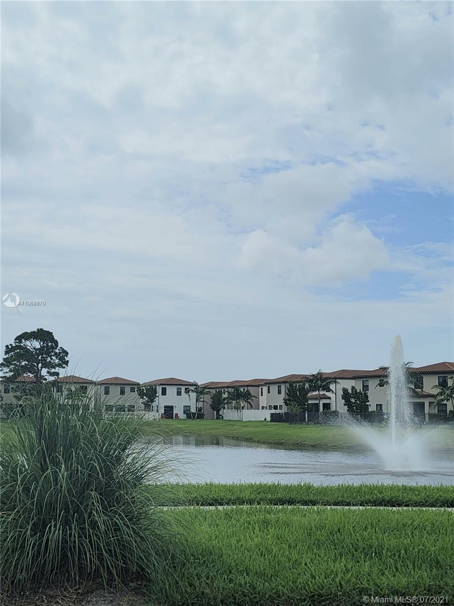 3009 Butternut Lane Riviera Beach, FL 33410 - Photo 23 of 31 Gallery Image 23