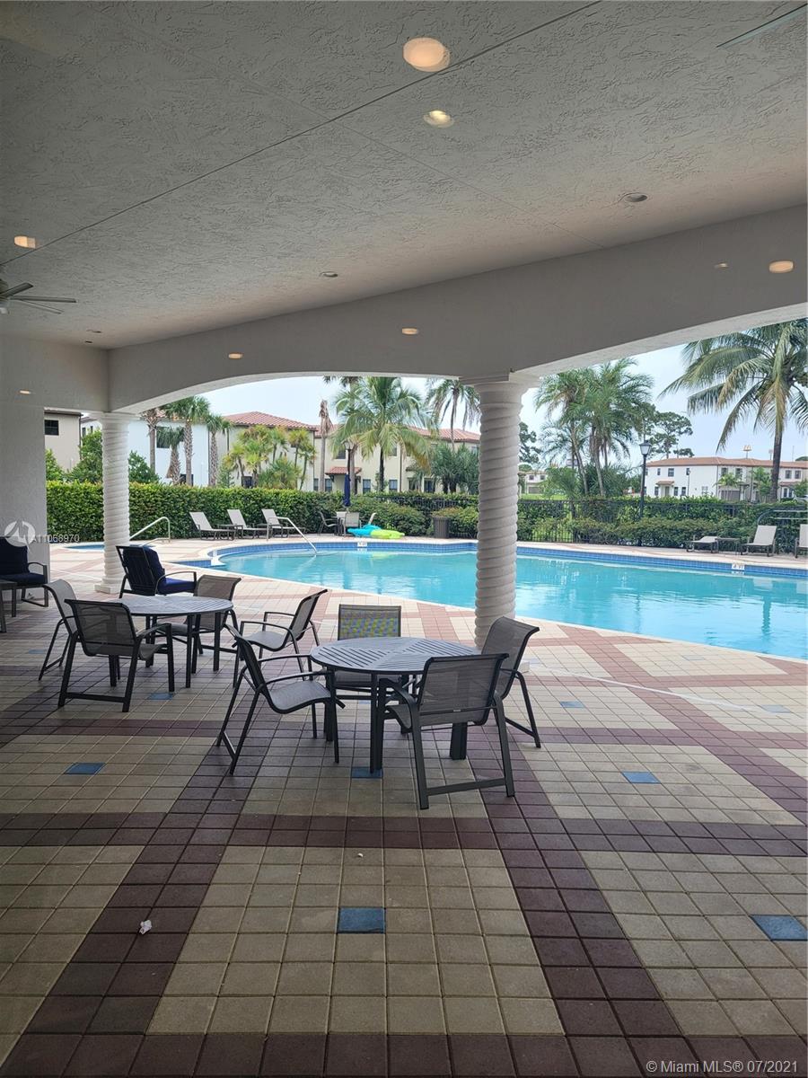 3009 Butternut Lane Riviera Beach, FL 33410 - Photo 28 of 31 Gallery Image 28