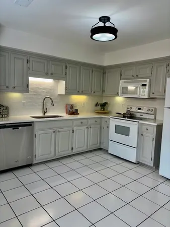 $1,950 | 1036 Brentwood Pointe, Brentwood, TN 37027