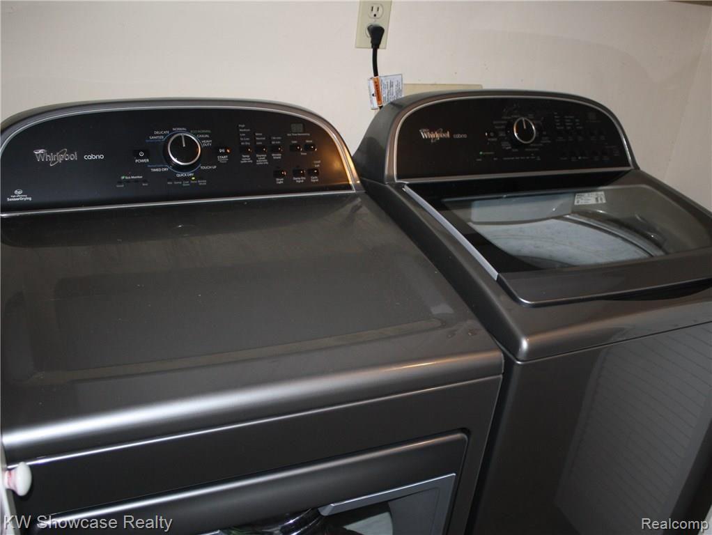 5300 7 Mile Road South Lyon, MI 48178 - Photo 23 of 33 Newer energy efficient washer and dryer are included