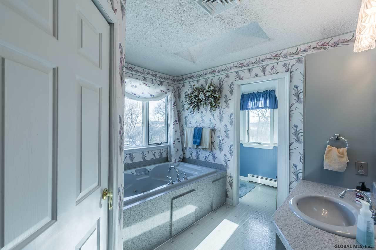 429 Mc Kay Road Perth, NY 12010 - Photo 17 of 24 Photo 17
