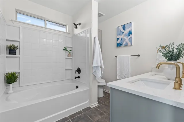 $269,900 | 503 Blanco Woods Boulevard, Elgin, TX 78621