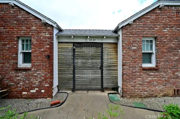 $5,100,000 | 31 North Parkwood Avenue, Pasadena, CA 91107