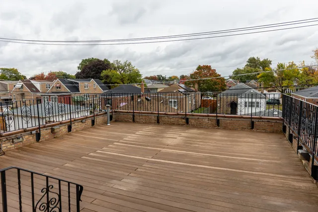 $2,650 | 5643 South Harlem Avenue, Unit 2S, Chicago, IL 60638