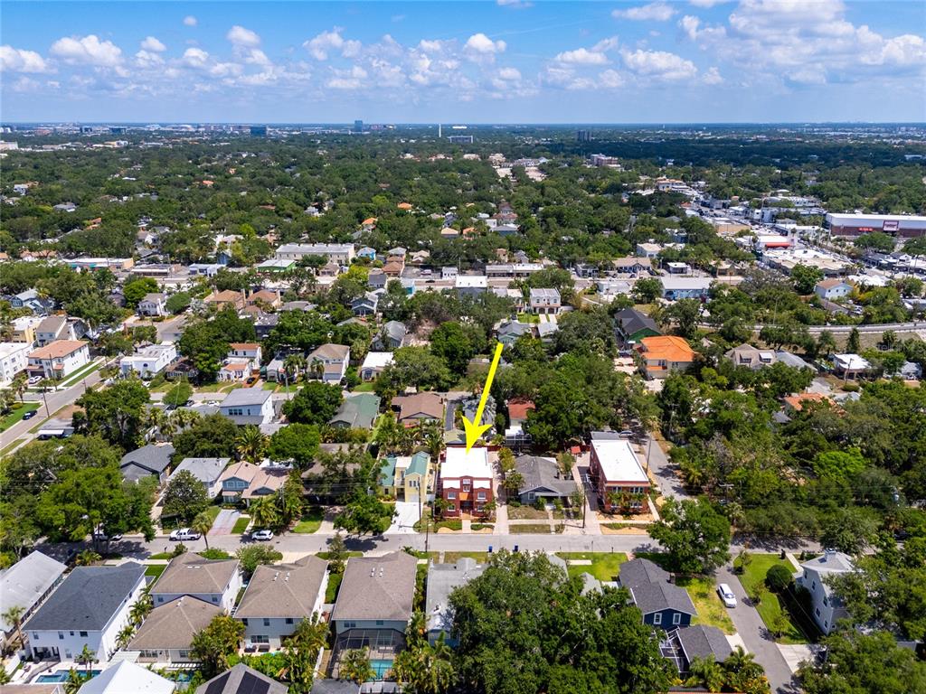 3205 West San Pedro Street, Unit 1 Tampa, FL 33629 - Photo 31 of 35 an aerial view of a houses with a yard