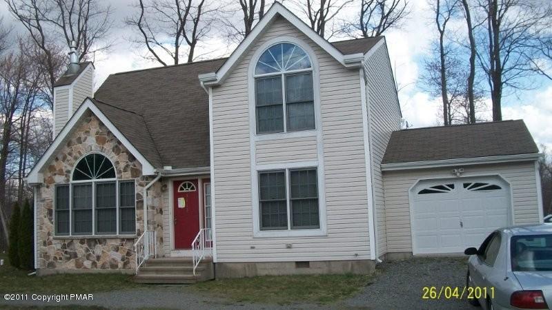 3413 Derby Road Tobyhanna, PA 18466 - Photo 1 of 9 Front View