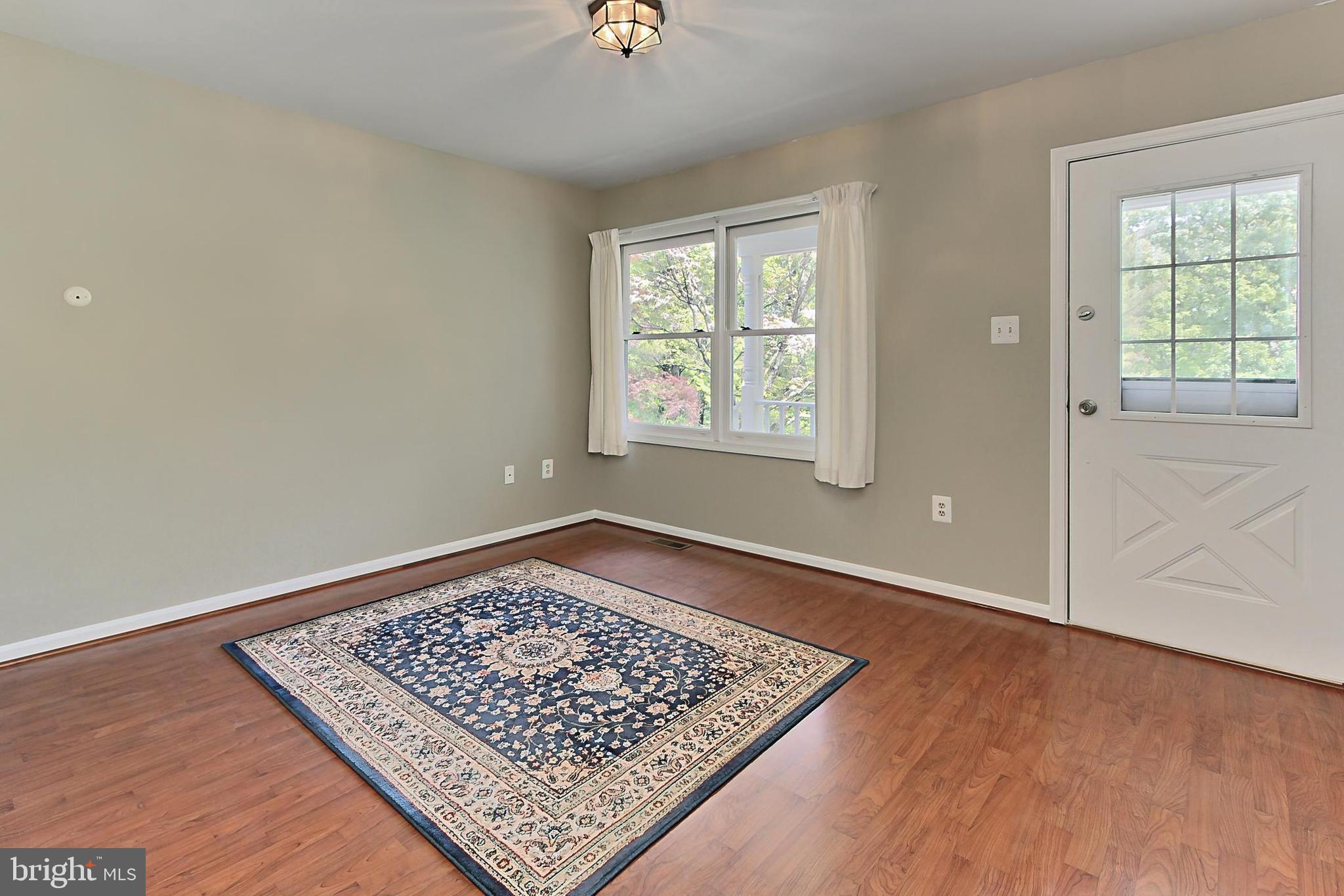 7006 Kelly Road Warrenton, VA 20187 - Photo 8 of 45 Gallery Image 8