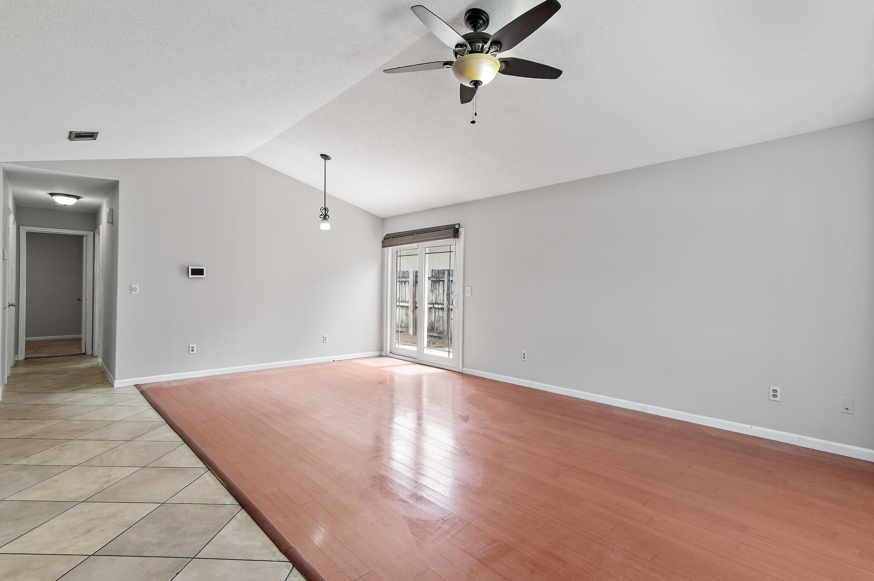 50 Rue D Honfleur Destin, FL 32541 - Photo 5 of 25 Living room
