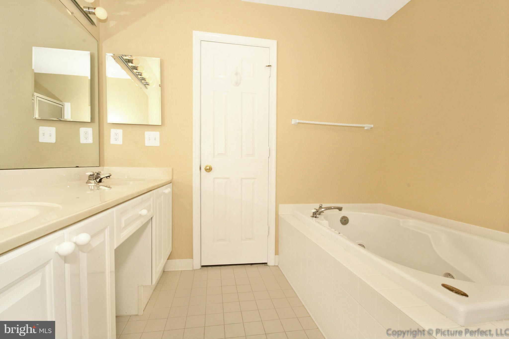 2207 Bear Den Road Frederick, MD 21701 - Photo 17 of 30 Bedroom (Master)