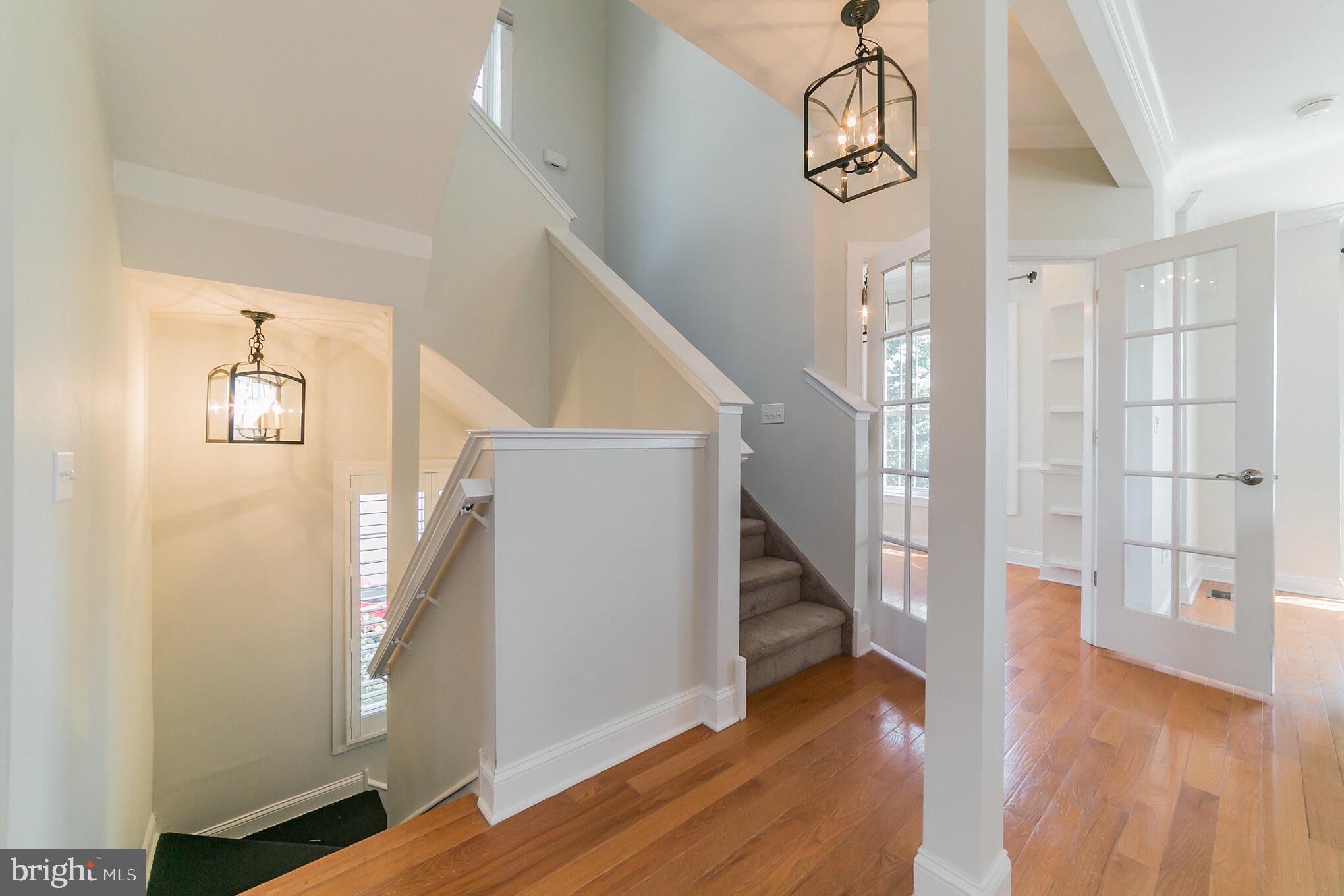 7240 Ridge Avenue Philadelphia, PA 19128 - Photo 16 of 27 Stairway