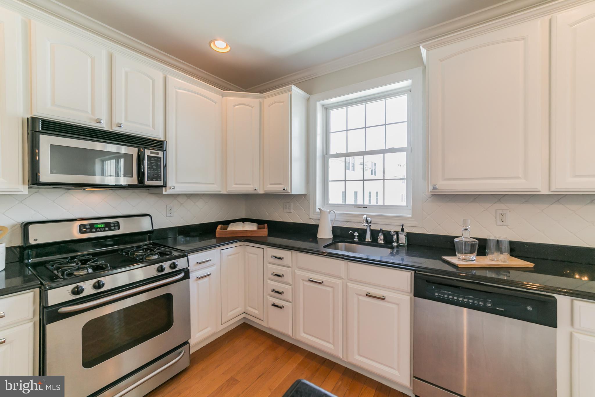 7240 Ridge Avenue Philadelphia, PA 19128 - Photo 8 of 27 Kitchen