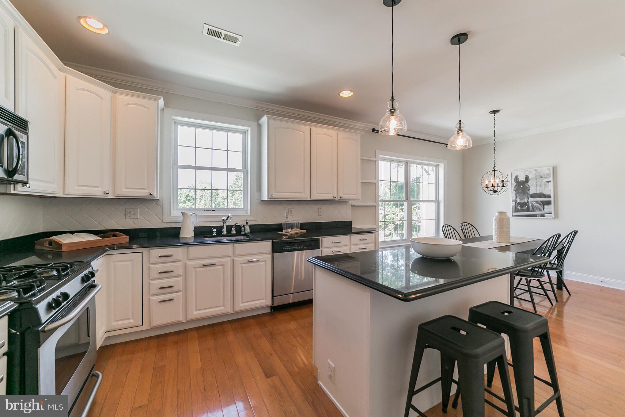7240 Ridge Avenue Philadelphia, PA 19128 - Photo 9 of 27 Kitchen
