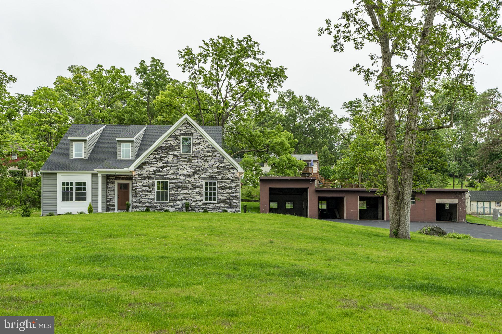 105 Lake Road Elizabethtown, PA 17022 - Photo 1 of 61 Gallery Image 1