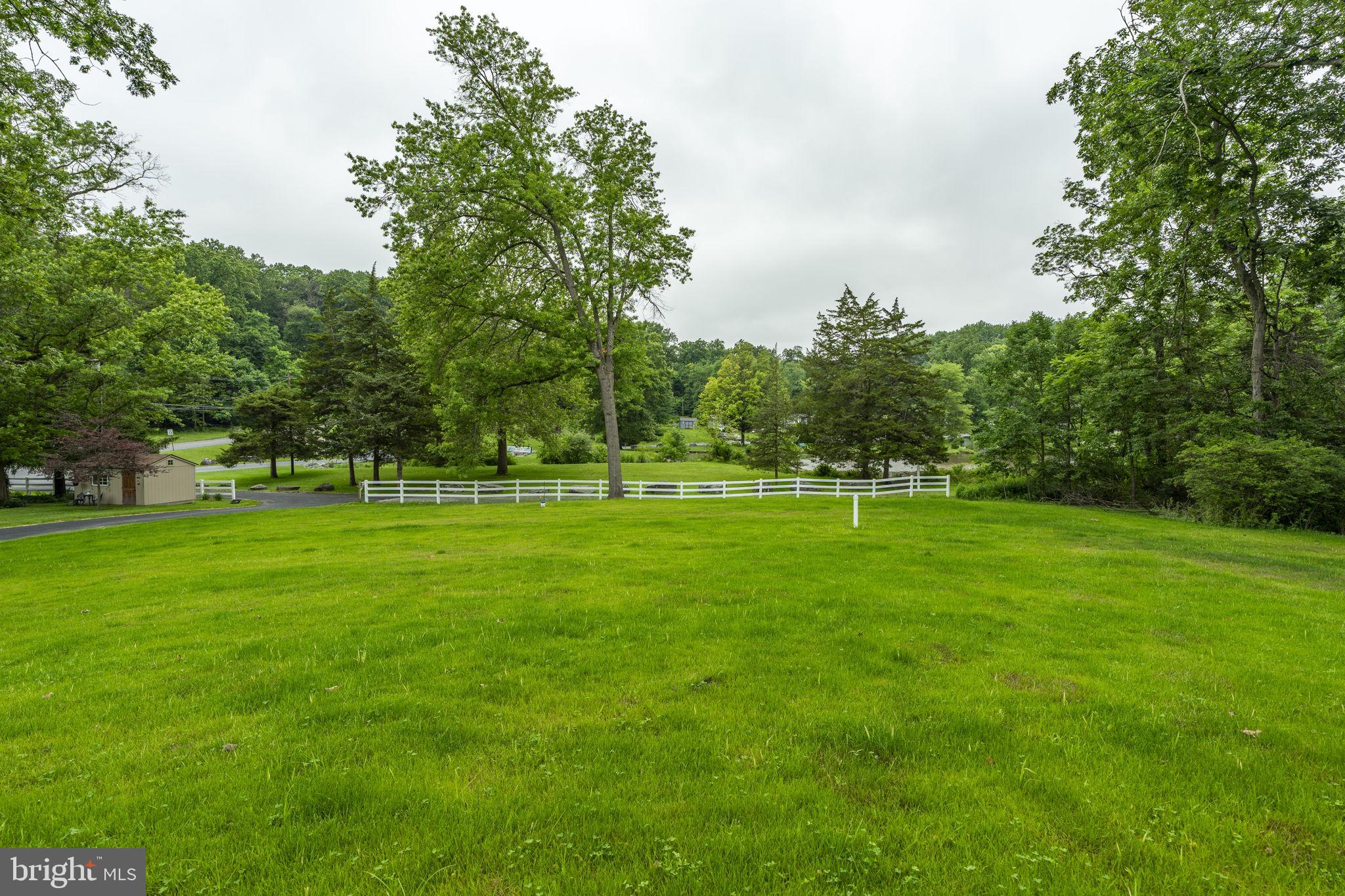 105 Lake Road Elizabethtown, PA 17022 - Photo 41 of 61 Gallery Image 41