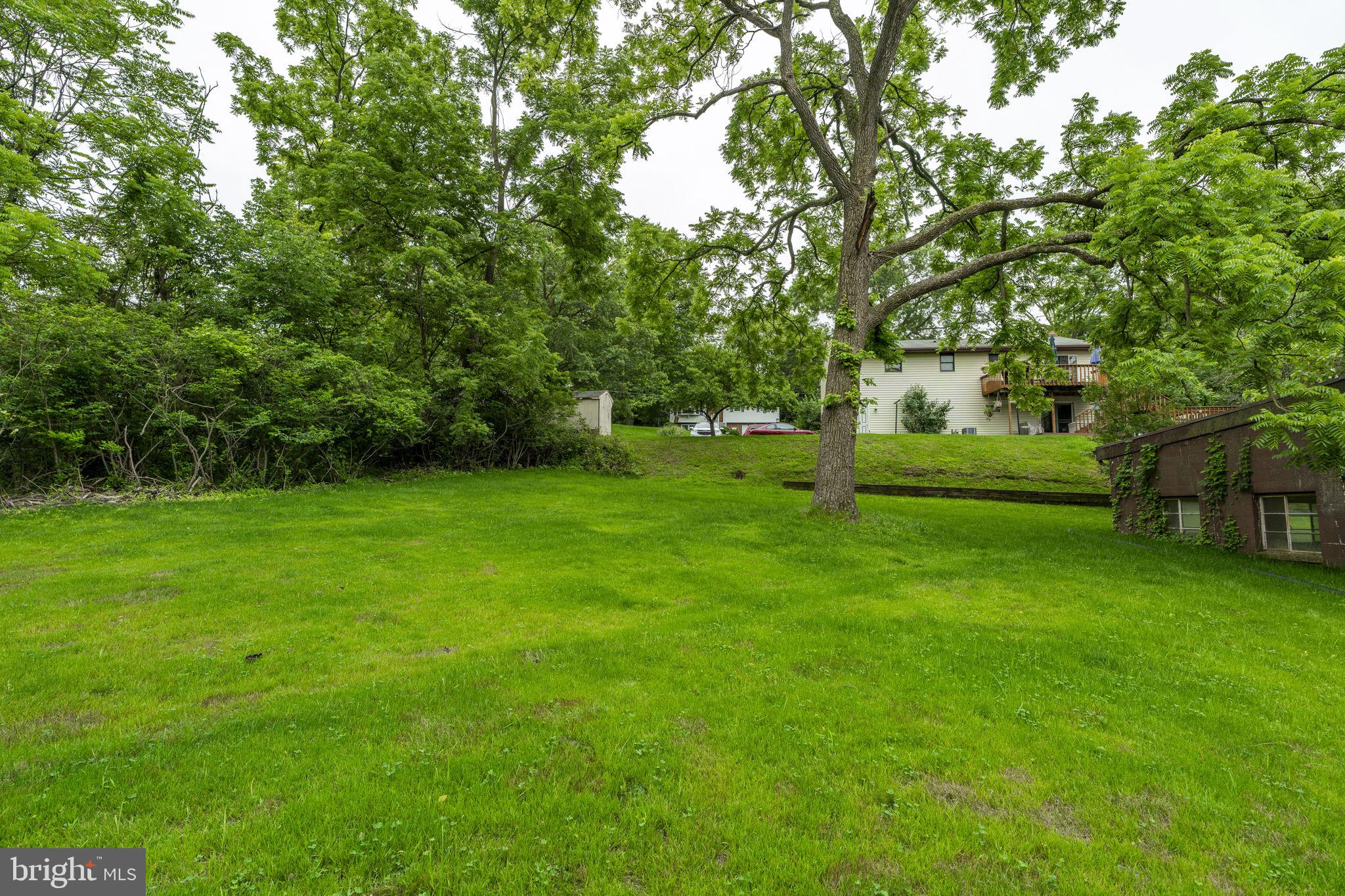 105 Lake Road Elizabethtown, PA 17022 - Photo 44 of 61 Gallery Image 44