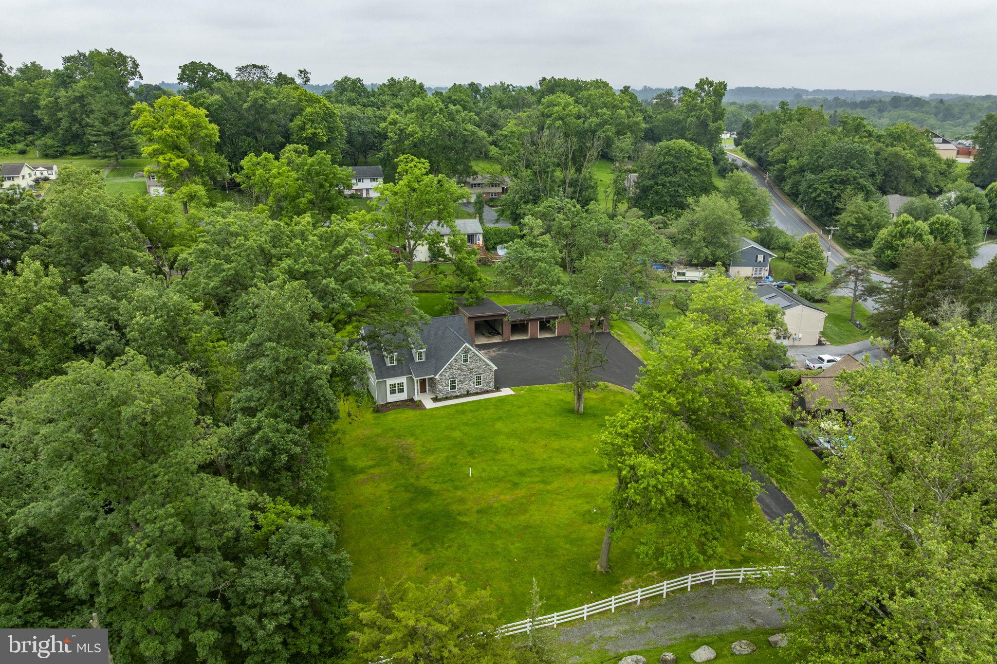 105 Lake Road Elizabethtown, PA 17022 - Photo 53 of 61 Gallery Image 53