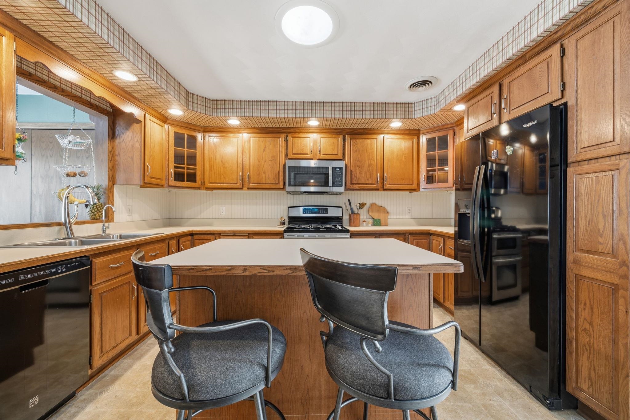 4539 North River Road Janesville, WI 53545 - Photo 12 of 61