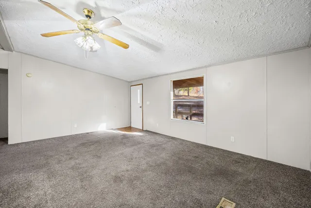 $199,000 | 1105 Valley View Road, Ashland City, TN 37015